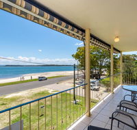 Water Views - Top Floor -Clearview Apartments South Esp Bongaree - Accommodation BNB