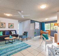Air Conditioned Unit Stones throw to the Waterfront. - Accommodation BNB