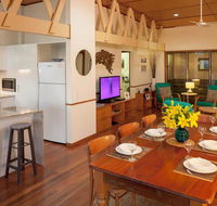 Claytons on Cylinder Beach Front - Accommodation BNB