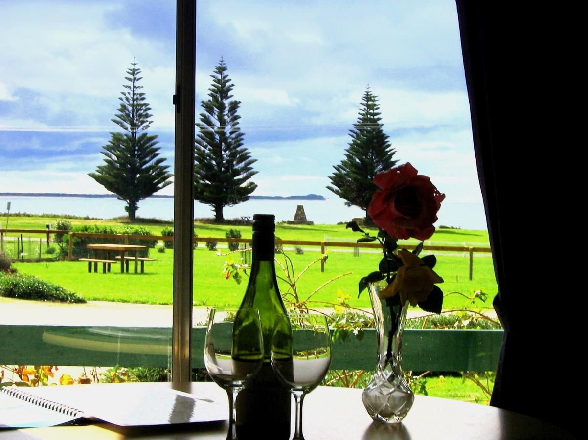 Naracoopa TAS Accommodation BNB