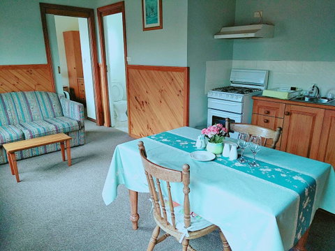Baudins Accommodation And Restaurant - Accommodation BNB 10