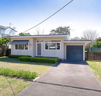 'Shoalz' 28 Rigney Street - Renovated Pet Friendly Cottage  Boat Parking - Accommodation BNB