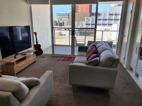 (just Listed) Bolton St 1br 350m Walk To Newcastle Beach +++ Wifi End Eand - Accommodation BNB 1