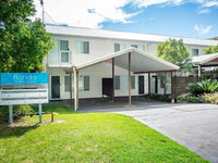 1 'Florida' 5 Lillian Street - 2 min walk to beach shops  restaurants