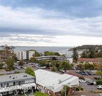 1 'Seaview' 9 Church Street - huge air conditioned unit with lift  WIFI - Accommodation BNB