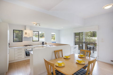 1/31 Ocean Street - A Relaxing Coastal Retreat - Accommodation BNB 3