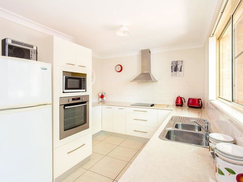 1/4 Huntly Close - Accommodation BNB 1