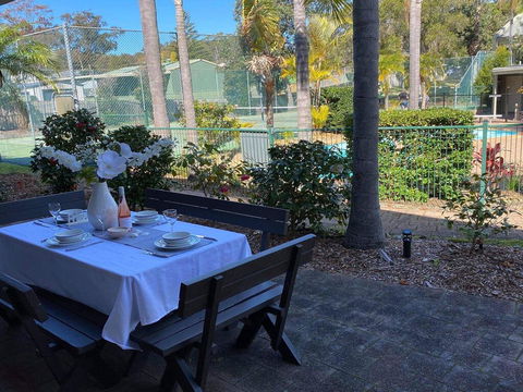 10 'Carindale' 19 Dowling St - Ground Floor Unit With WIFI, Foxtel And Linen - Accommodation BNB 0