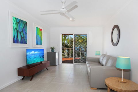 10 Mona Vista Crt, Coolum Beach, VIEWS, WiFi, Pet Friendly - Accommodation BNB 1
