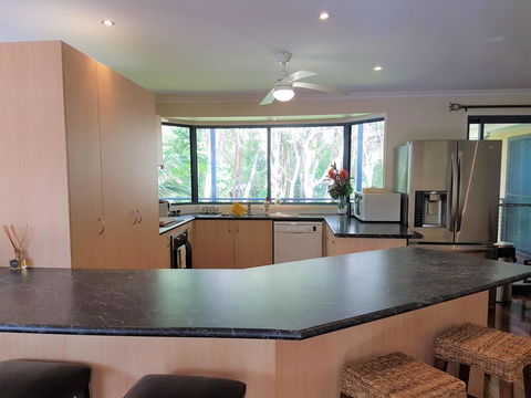 10 Naiad Court -Beach Retreat In The Bush - Accommodation BNB 2