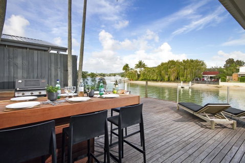 103 Noosa Parade - Accommodation BNB 1