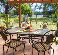 11 Bay Street - waterfront holiday - Accommodation BNB