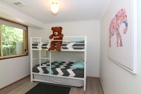 12 Mount Porepunkah Road - Accommodation BNB 3