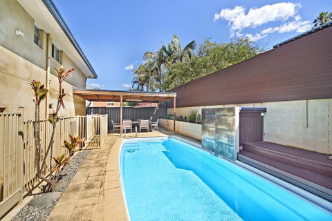 143 Matthew Flinders Drive, Port Macquarie - Accommodation BNB 2