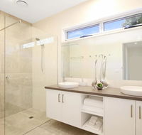18 on Rayner - swish apartment Myrtleford - Accommodation BNB