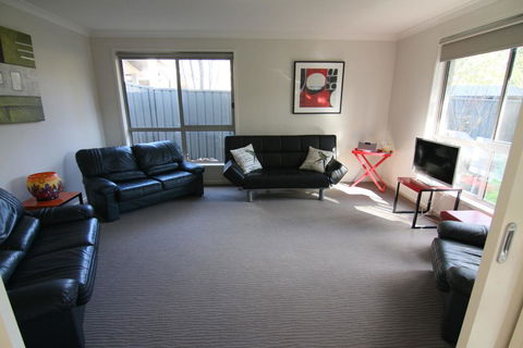 19 Georgian Court - Accommodation BNB 1