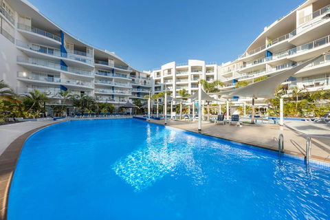 2 BDR/Apt/Foxtel/WiFi/Pool/parking/Spa/Hervey Bay - Accommodation BNB 3