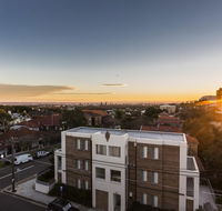 2 Bdrm Art Deco Apt Stroll To Bondi Junction - Accommodation BNB