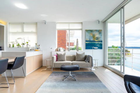 2 Bedroom Apartment With Bay View - Accommodation BNB 0