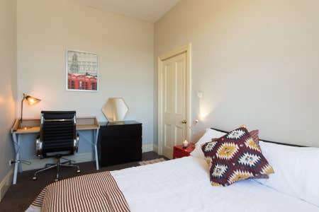 2 Bedroom Harbour View At The Rocks Heart Of CBD - Accommodation BNB 2