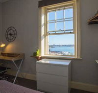 2 Bedroom Harbour View at the Rocks heart of CBD - Accommodation BNB