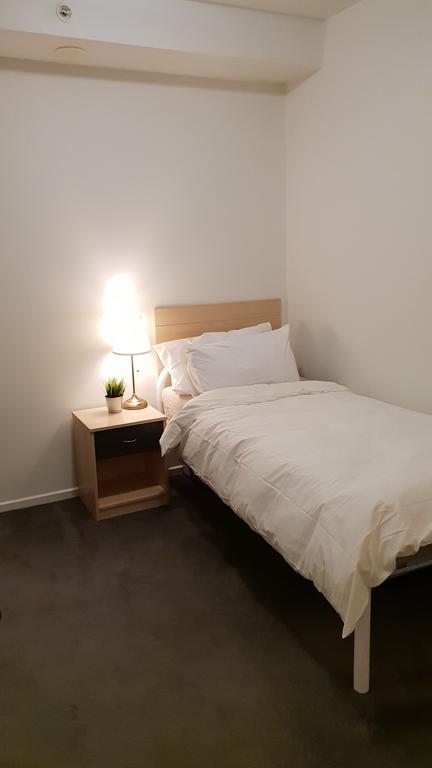 2 Bedrooms CBD FREE Tram Apartment (Melb Central, China Town, Queen Victoria Market, Melbourne University, RMIT, Etc) - Accommodation BNB 3