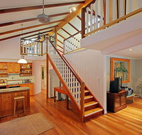 2 Manfred Street Belongil Beach - Susie's Beach House - Accommodation BNB