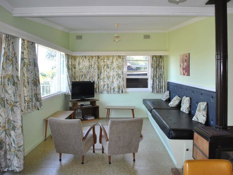 2 Rockpool Road - Accommodation BNB 2