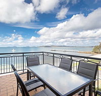 2/137 Soldiers Point Road - luxury unit on the waterfront with aircon and free unlimited Wi Fi - Accommodation BNB