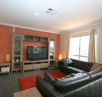 2/17 Jillamatong Street - Accommodation BNB