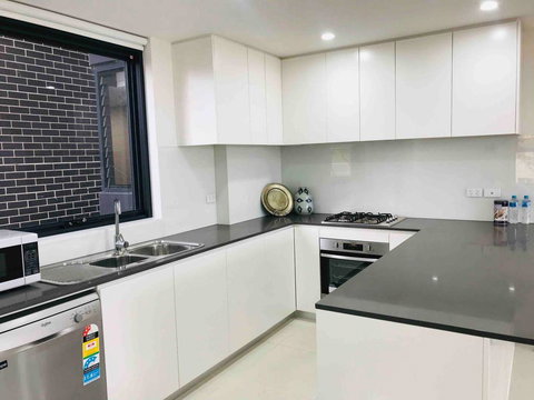 208 Kalina Apartments 2 Bedrooms - Accommodation BNB 2