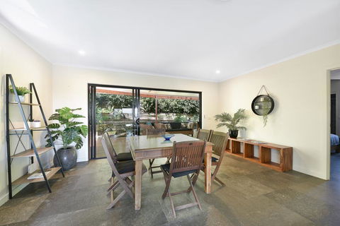 250 David Low Way, Peregian Beach - Accommodation BNB 3