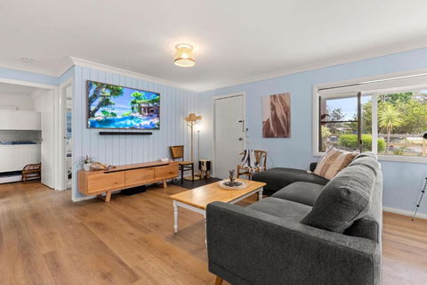 Callala Bay Gem - Pet Friendly With Spa & EV Charger - Accommodation BNB 3