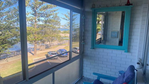 Calm Waters Unit 11 - Accommodation BNB 0