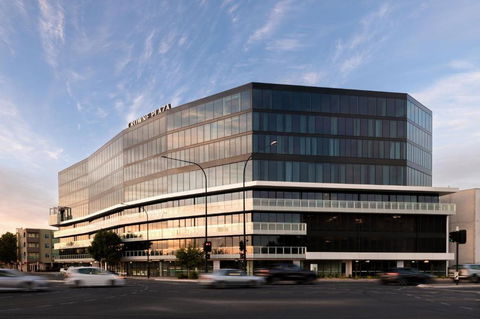 Crowne Plaza Adelaide Mawson Lakes, An IHG Hotel - Accommodation BNB 0