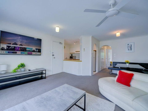 2BR Aloha Lane Main Beach Apartment - Accommodation BNB 1