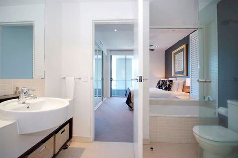 301 Harbour Lights - Accommodation BNB 1