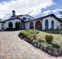 31 Rest Point Absolute Waterfront with Jetty - Accommodation BNB
