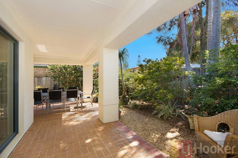32 Beachside - Accommodation BNB 1