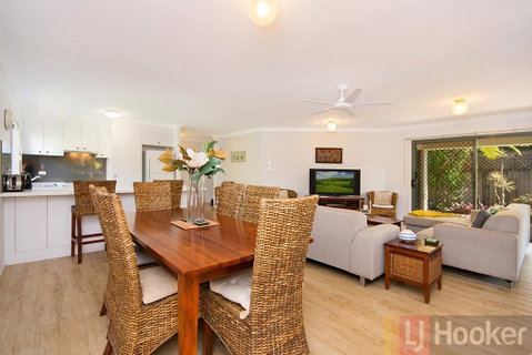32 Beachside - Accommodation BNB 3