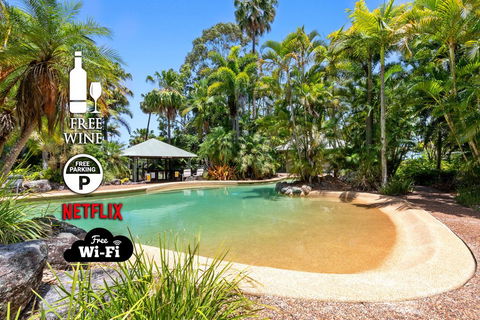 3BR Beach Escape AC, Pool, Tennis, Wine, Coffee, Netflix - Accommodation BNB 0