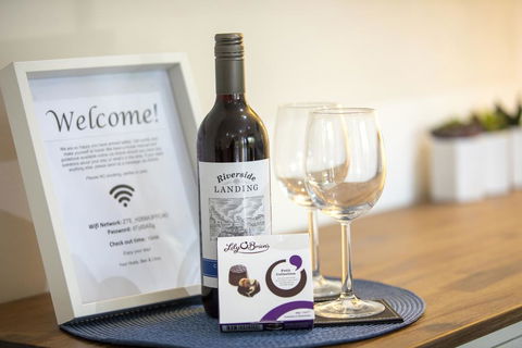 3BR Beach Escape AC, Pool, Tennis, Wine, Coffee, Netflix - Accommodation BNB 3