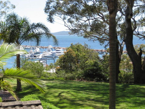 4 'Sailfish' 46 Magnus Street- Water Views And Close To The Marina - Accommodation BNB 0