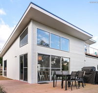 4 king or 8 single beds WiFi Netflix pet friendly - Accommodation BNB