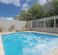 516 'Oaks Pacific Blue' 265 Sandy Point Road- private pool aircon WIFI - Accommodation BNB