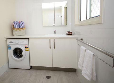 545 Esplanade - Accommodation BNB 1