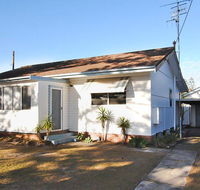 59 Wharf Street Opposite Bowling Club - Accommodation BNB
