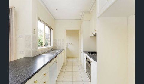 6 CAN STAY, CENTRAL GLEN WAVERLEY - Accommodation BNB 2