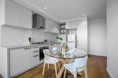 61, Boutique One-bedroom, Boxhill Central, Mall - Accommodation BNB 2