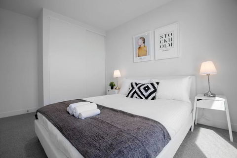 61, Boutique One-bedroom, Boxhill Central, Mall - Accommodation BNB 3